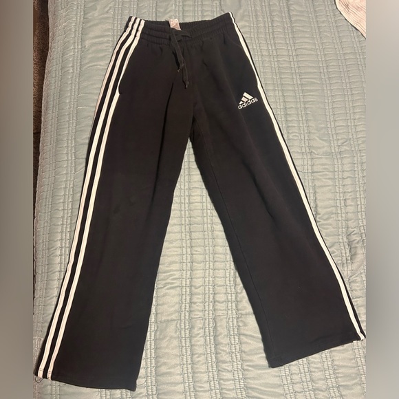 adidas Other - Adidas Kids Black Sweat Pants w/ Drawstring and pockets - size xs